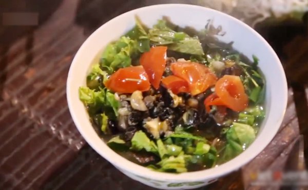 12-mon-ngon-gan-voi-dia-danh-khap-moi-mien-dat-nuoc-ivivu-12[1].jpg