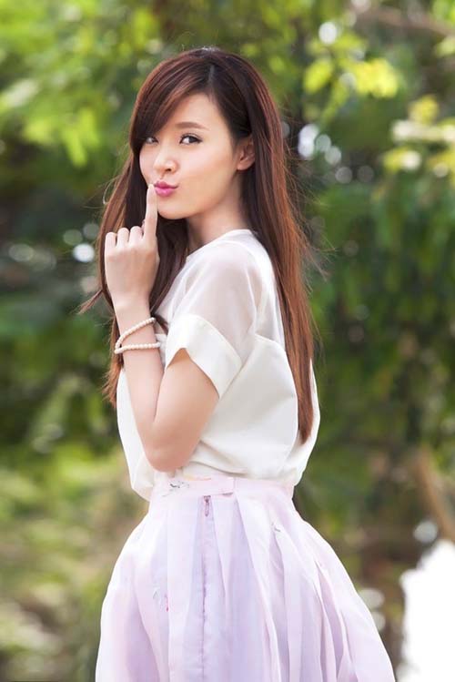 20140521-quai-chieu-de-tang-do-phu-song-cua-cac-hot-girl-viet-4.jpg