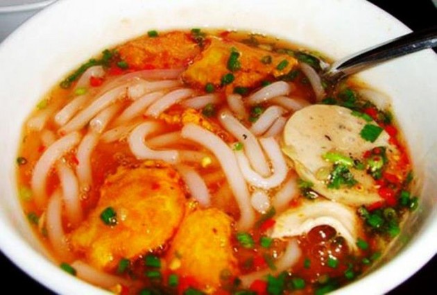 banh-canh-nam-pho-hue-e1452762920751[1].jpg