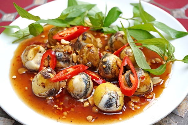 cach-lam-hot-vit-lon-xao-me-5[1].jpg