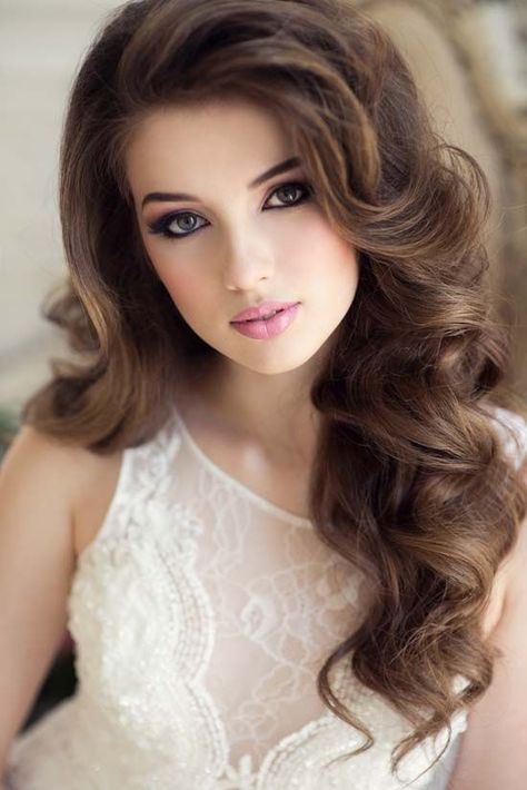 e1663f1dfc422a61f5c5155ce492e37d--bridal-hair-and-makeup-bride-makeup.jpg