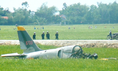may-bay-roi.jpg