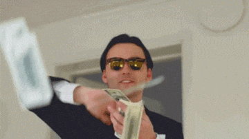 nguoi giau dem tien.gif