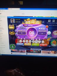 Tập bơi vào bờ