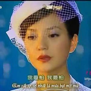 Mưa Gió Mịt Mù - Triệu Vy - YouTube