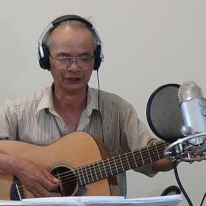 ANH CÒN NỢ EM- Hát với GUITAR- Nhạc: Anh Bằng- Thơ: Phan Thành Tài - YouTube