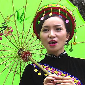 Cô giáo bản em - Minh Huệ - YouTube